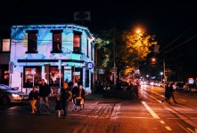 http://www.milkbarmag.com/2017/07/20/gertrude-street-projection-festival-5/