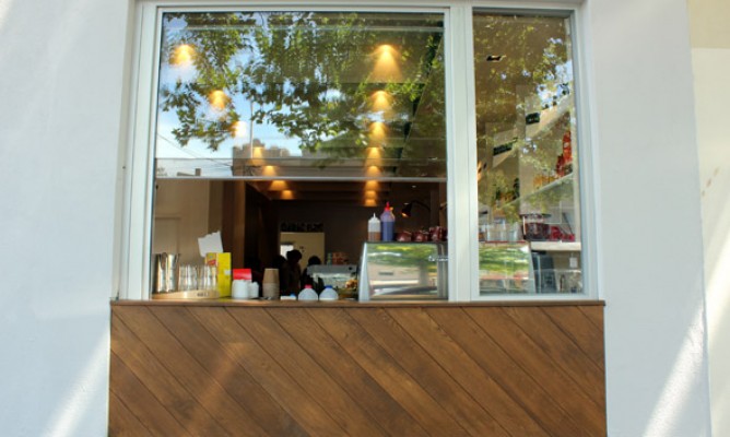 https://milkbarmag.com/2011/02/16/baguettes-breakfasts-and-beouf/