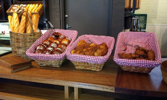 https://milkbarmag.com/2011/04/24/bread-winning/
