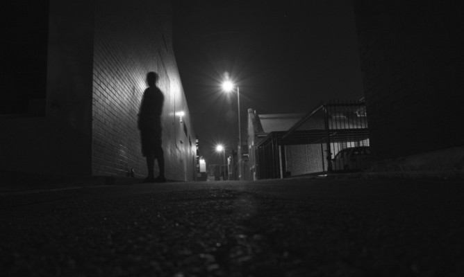 https://milkbarmag.com/2012/11/23/photographer-of-the-week-stephen-sloggett/