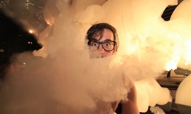 https://milkbarmag.com/2013/02/25/video-white-night-with-brendan-maclean/