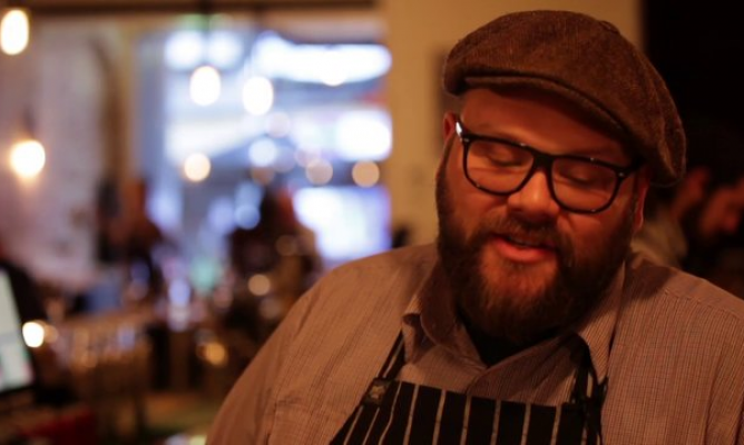 https://milkbarmag.com/2013/08/22/video-melborne-chefs-read-urbanspoon-reviews/