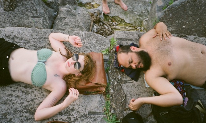 https://milkbarmag.com/2013/09/20/photographer-of-the-week-eleanor-bleier/
