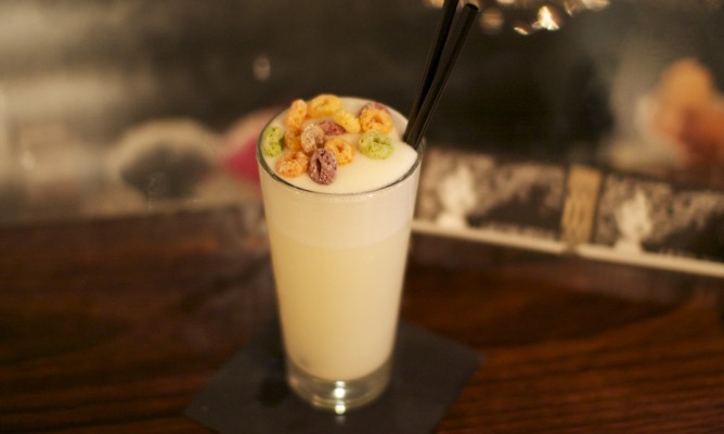 https://milkbarmag.com/2013/10/25/cocktail-of-the-week-ramos-gin-fizz/
