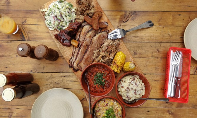 https://milkbarmag.com/2014/01/21/barbecue-with-all-the-fixins-comes-to-collingwood/