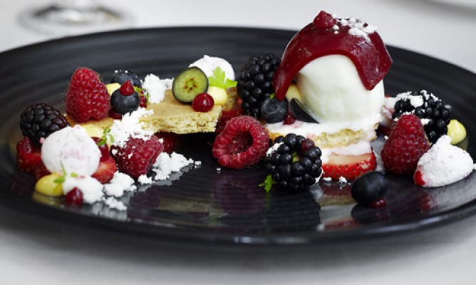https://milkbarmag.com/2014/04/03/subterranean-dining-at-cecconis/