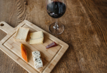 https://milkbarmag.com/2014/06/17/malvern-milks-the-cow/