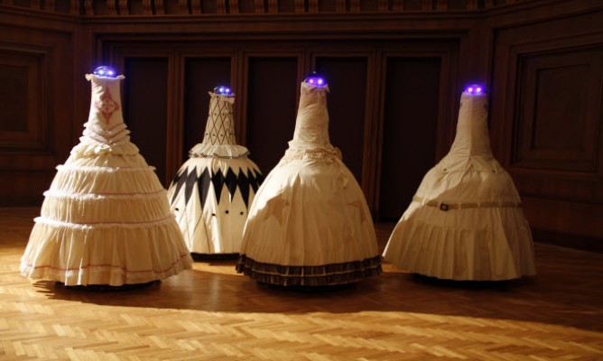 https://milkbarmag.com/2014/08/27/interactive-robots-let-loose-at-ngv/