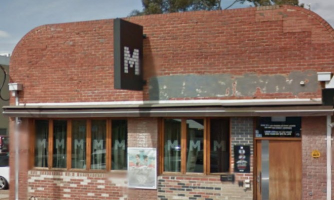 https://milkbarmag.com/2014/12/17/west-vs-east-who-is-better-melbourne/