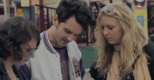 https://milkbarmag.com/2015/06/01/pretty-good-friends/