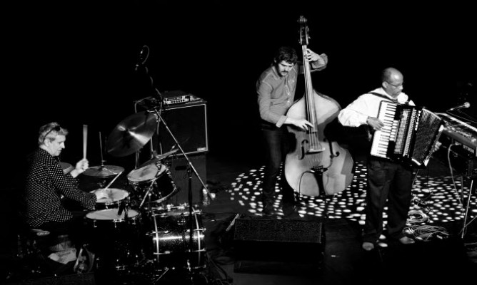 https://milkbarmag.com/2016/01/11/melbourne-international-jazz-festival-summer-sessions/