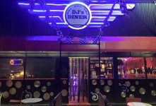https://milkbarmag.com/2016/04/04/djs-diner-and-bar/