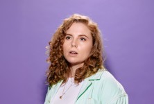 https://milkbarmag.com/2024/04/10/micf-bronwyn-kuss-pillows-xxxx/